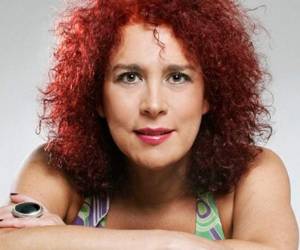 Tamara reclama la profunda crisis económica y social de su país. TWITTER / @TamaraAdrian