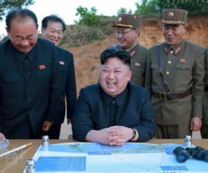 El embajador adjunto norcoreano ante Naciones Unidas, Kim In Ryong, dijo al Comité de Desarme de la Asamblea General que la situación en la península coreana ha llegado a un punto tan álgido que 'puede estallar una guerra nuclear en cualquier momento'.