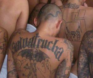 La semana pasada, autoridades de Guatemala arrestaron a dos salvadoreños apuntados como líderes de la mara, al tiempo que agentes de El Salvador incautaron dinero y armas en una prisión controlada por integrantes de la Salvatrucha.