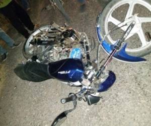 En el lugar del accidente falleció el conductor de la motocicleta y el menor murió en el hospital del Sur. (Foto: El Heraldo Honduras/ Noticias Honduras hoy)