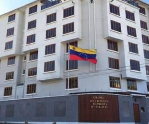 El ministro de Gobierno, Arturo Murillo, acusó a 'venezolanos y cubanos' de participar en labores políticas contra la administración de Áñez.
