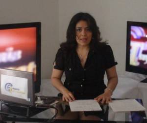 En el 2011, Karol Cabrera comenzó con su proyecto Génesis Informativo desde Canadá.