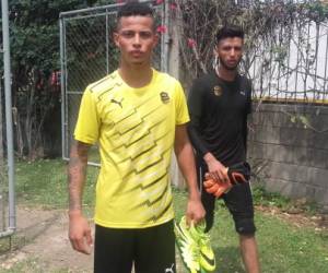 El futbolista africano asevero que le gusta de jugar de centro delantero.