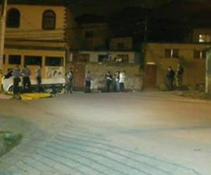 Los familiares, muy consternados, reclamaron los cuerpos de Edwin Enrique y de Axel José, mientras que el de Moisés Eduardo hasta este día será entregado a los familiares