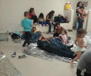 El programa anunciado el lunes se suma al lanzado en diciembre del 2014 para otorgar refugio a menores centroamericanos que vivan en sus países y cuyos padres residan legalmente en Estados Unidos.