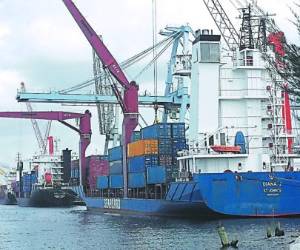 El 80% de la carga contenerizada que ingresa a Honduras lo hace por Puerto Cortés y de ahí su importancia por mejorar la eficiencia de los servicios que prestan a los importadores.