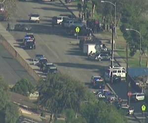 El tiroteo se registró la tarde de este martes en la ciudad de Azusa, California, Estados Unidos, donde el resultado es de una persona muerta y tres heridas. (Foto: Redes)