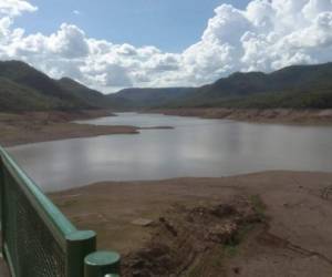 La represa La Concepción abastece a un 45% de los abonados. Solo posee 8.5 millones de metros cúbicos y está al 23% de su nivel.