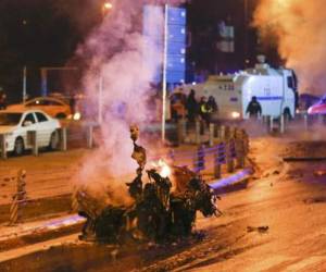 Una de las explosiones fue mediante un coche bomba y el otro por un kamikase (Foto: Infobae/ El Heraldo Honduras/ Noticias de Honduras)