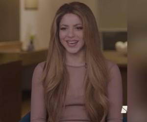 La famosa cantante colombiana Shakira rompió el silencio sobre su ruptura con Gerard Piqué y dejó muy claro que ahora está mejor. A continuación las declaraciones de la famosa durante su entrevista con el periodista Enrique Acevedo.