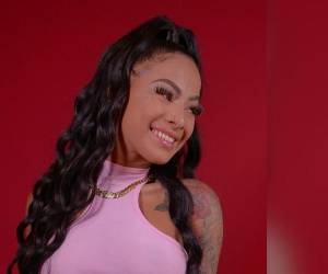 ‘Yailin, la más viral’, aumentó su fama tras conocerse su relación con el cantante Anuel AA y desde entonces se mantiene en el ojo del huracán por las múltiples polémicas que la pareja ha protagonizado, pero hay muchos datos interesantes que resaltan de la vida de la joven artista, los cuales te contamos en esta fotogalería.