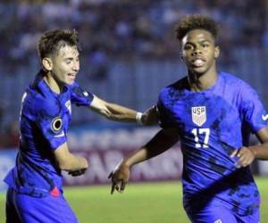 Keyrol Figueroa, hijo del excapitán de la Selección de Honduras, Maynor Figueroa, causó mucho asombro al anunciar su decisión de jugar con Estados Unidos en lugar del país en que nació su padre. En el Premundial Sub-17, Figueroa fue una de las figuras de los norteamericanos, sin embargo, no estuvo al margen de los cuestionamientos por su decisión.