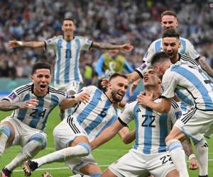 Los argentinos vencieron a Países Bajos en un potente partido de cuartos de final. Se convirtió en el único equipo latinoamericano en quedar en el Mundial de Qatar.
