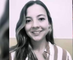 Andrea Arango Atehortúa era una exitosa arquitecta que tenía entre sus planes casarse con su novio y vivir en el extranjero, pero una tragedia se cruzó en su camino y le arrebató la vida. A continuación los detalles de su horrenda muerta tras recibir una pedrada en la carretera.