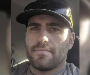 Su madre fue a recogerlo al Centro Correccional de Maine en Estados Unidos, tras ser liberado, pero menos de una semana después la asesinó junto a su padre y a otros dos amigos de la familia. El crimen ha causado horror y a medida avanzan los días salen a la luz nuevos detalles que mantienen consternada a la comunidad, pues serían la explicación de la terrible masacre.