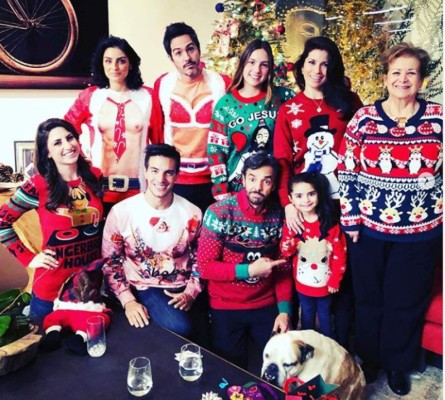 FOTOS: Famosos que recibieron la Navidad en pijama junto a su familia
