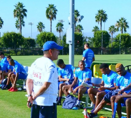 Selección de Honduras Preolímpica se entrenó en Los Ángeles con vista al debut