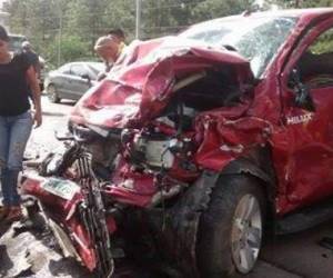 El mortal choque ocurrió en el desvío a Orica, en el departamento de Francisco Morazán, a eso de la 1:30 de la tarde, foto: Cortesía Talanga TV Mi Canal.