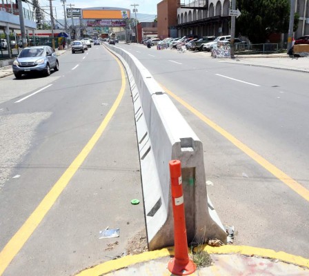 Buscan reducir el tráfico y accidentes con barreras