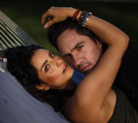 Mauricio Ochmann reacciona a rumores de divorcio con Aislinn Derbez