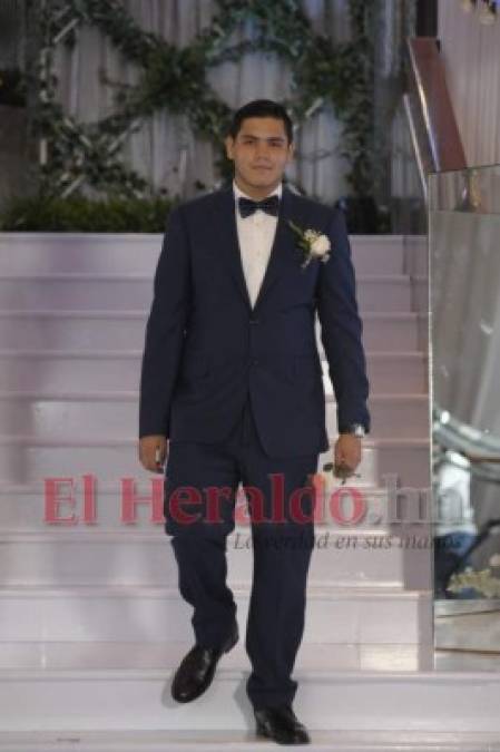 Los seniors 2019 DelCampo School lucieron elegantes y glamurosos en su Prom (Parte II)