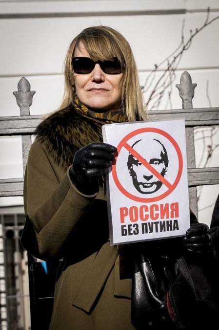“Putin es un ilegítimo”: protestan contra triunfo de Putin en elecciones