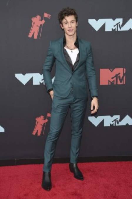 MTV VMAs 2019: Así llegaron vestidos los famosos a la alfombra roja