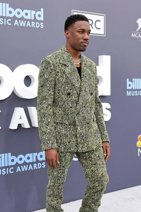 Los looks más impactantes de los Premios Billboard 2022