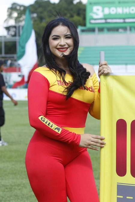 Bellas hondureñas adornan el duelo Marathón vs. Olimpia de la jornada 8