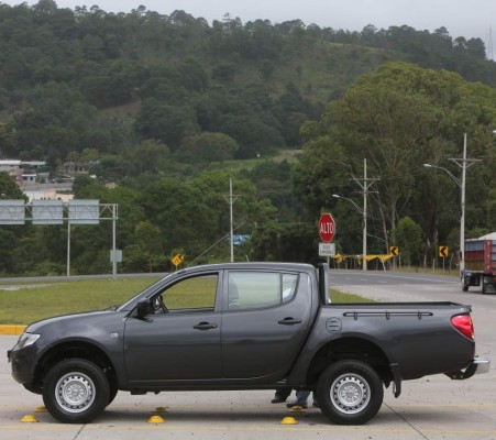 Novedades del Mitsubishi L200 Hi-Rider 2016