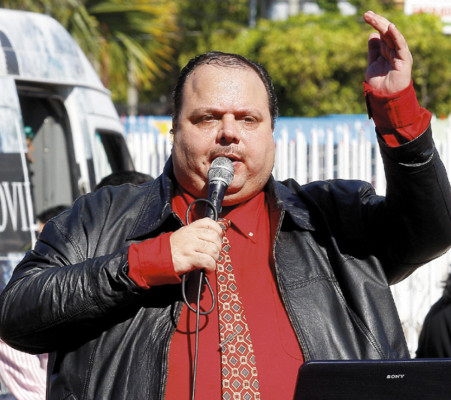 Esteban Handal, ingeniero industrial graduado en la Louisiana State University