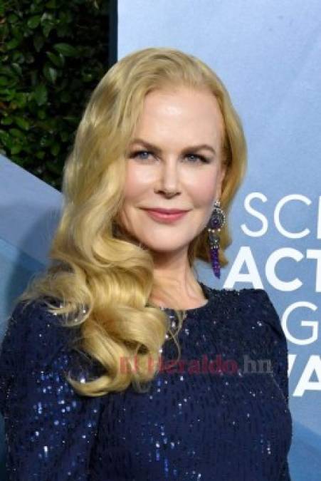 FOTOS: Nicole Kidman, elegante y sonriente en la gala de los SAG Awards 2020