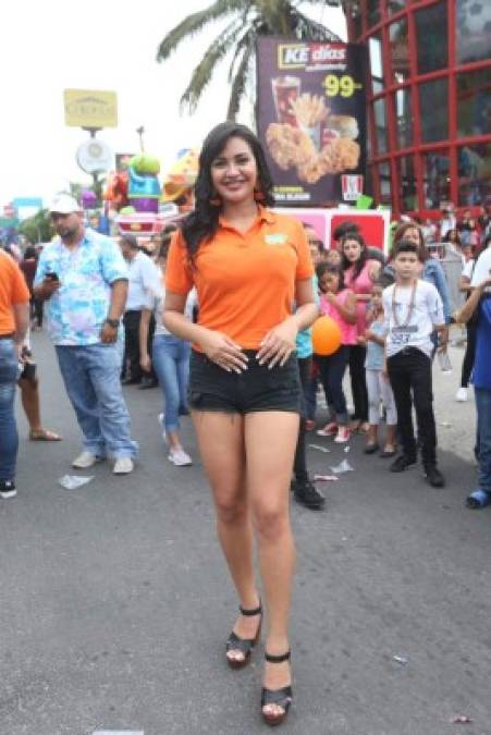 ¡Bellas! Presentadoras brillaron en la Feria Juniana de San Pedro Sula