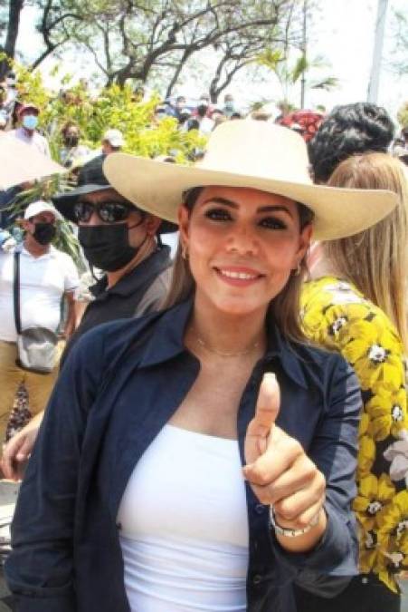 Evelyn Salgado Pineda, la candidata nombrada en medio de la polémica por sustituir a su padre acusado por violación en México
