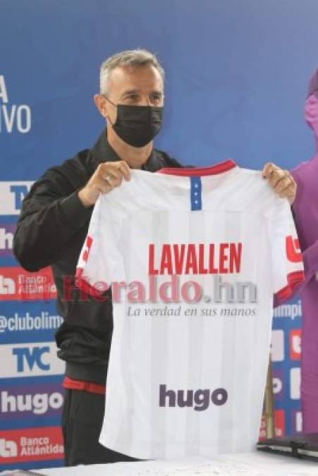 Así fue la presentación de Pablo Lavallén como nuevo técnico del Olimpia
