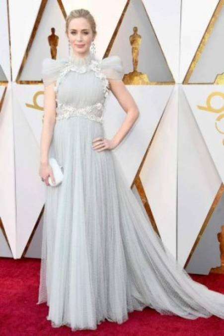 Los vestidos más feos de los premios Oscar 2018; muy estrafalarios