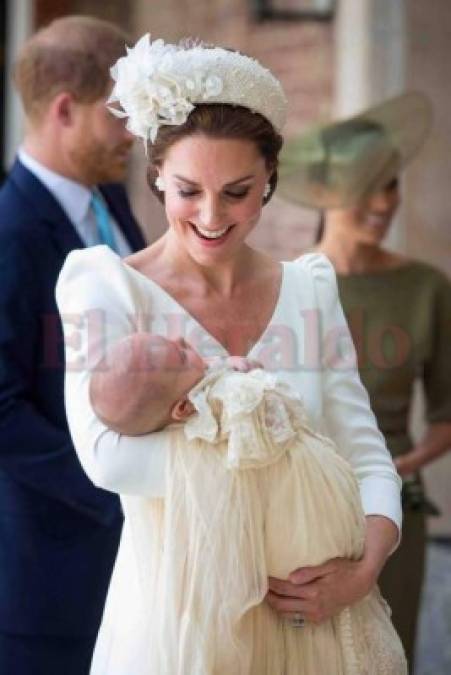 Fotos: Así fue el bautismo del príncipe Louis, sobrino de Meghan y Harry