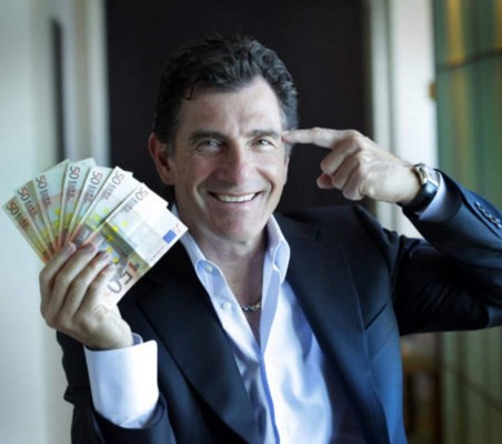 Empresario revela el hábito diario que nos impide hacernos ricos