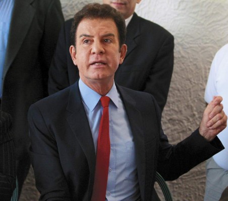 Nasralla convoca a la oposición