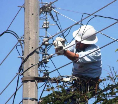 Sin energía unas 20 colonias de la capital