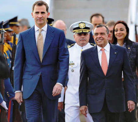 Masivo respaldo internacional