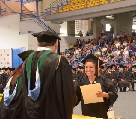 UNAH graduará a casi mil nuevos profesionales