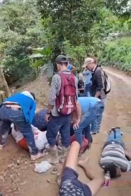 Imágenes del volcamiento donde murieron cuatro migrantes venezolanos en Honduras
