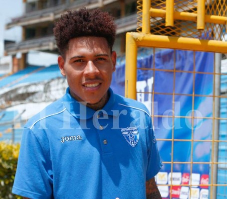 GALERIA: Henry Figueroa, el señor de los peinados ahora luce el estilo Bob Patiño