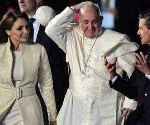 El Papa y el Presidente abordaron los temas de violencia, corrupción y pobreza que golpean a México.