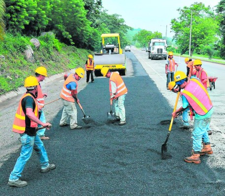 130 millones para bachear carreteras