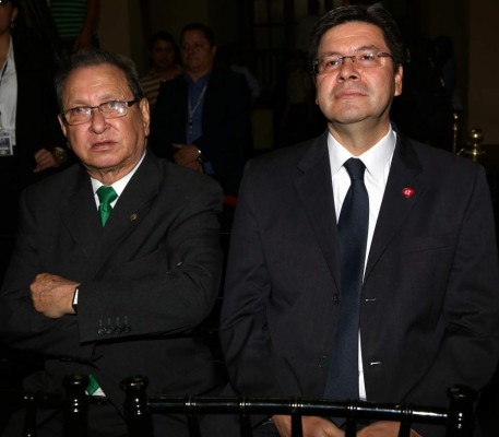 Postales que refuerzan relaciones diplomáticas