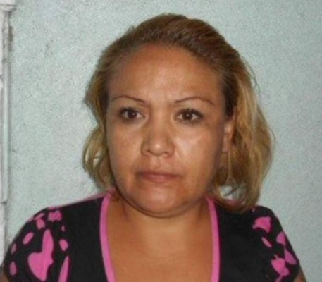 Mujer le abre el vientre a su amiga embarazada para robarse a su bebé