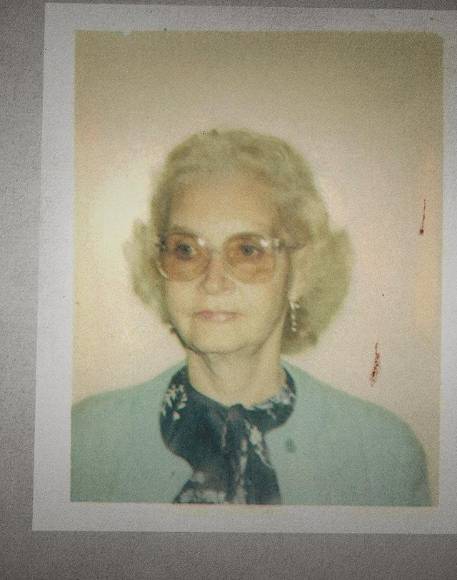 Dorothea Puente, la abuela que enterró siete cuerpos en su jardín en California