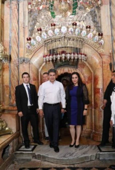 Los looks de Ana García de Hernández durante visita a Jerusalén